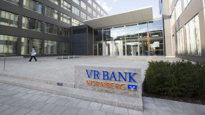VR Bank Nüernberg Eingang