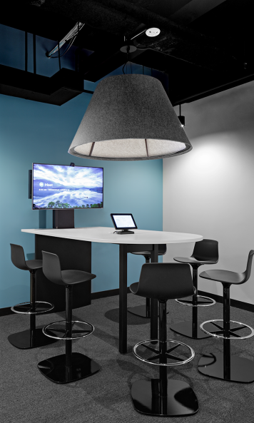 Professional AV solutions for presentations and immersive experiences